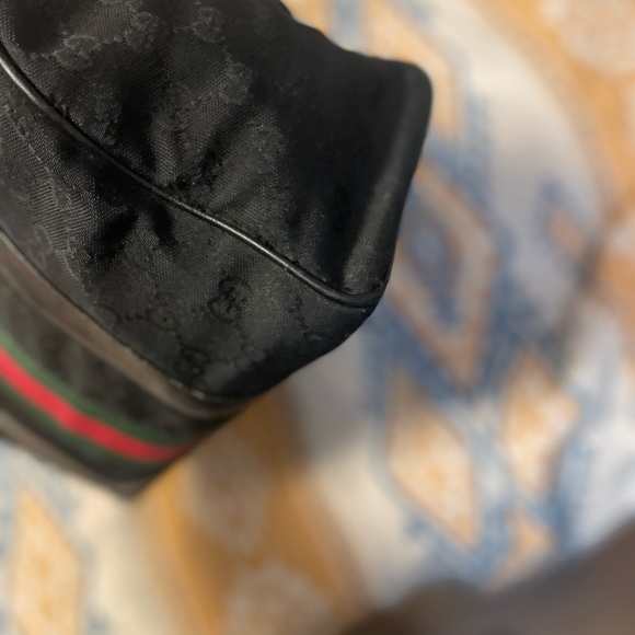 GUCCI - Boston Bag with iconic Sherry Line logo - Picture 8 of 16